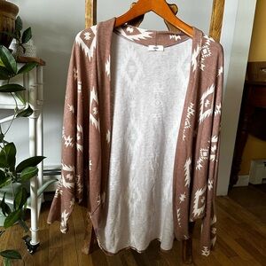 Entro Dusty Rose Aztec Print Batwing Lightweight Cardigan, M/L